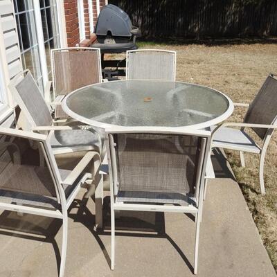 Patio table & chairs