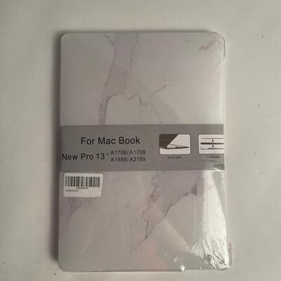 Apple Mac Book New Pro 13