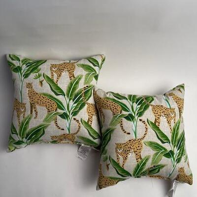 2 Beautiful Cheetah In Foliage Print Pillows Decorative 