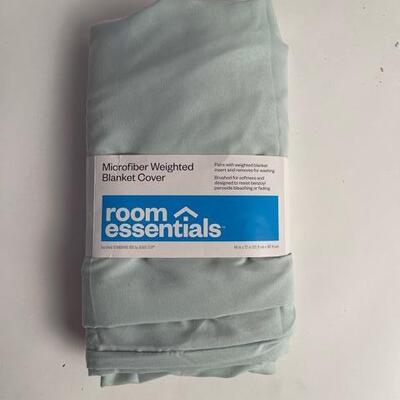 Room Essentials Teal Weighted Microfiber Blanket Cover 48