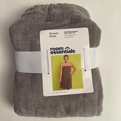Room Essentials Shower Wrap 