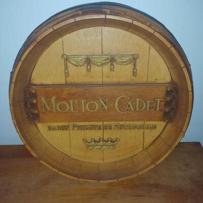 Mouton Cadet bar sign