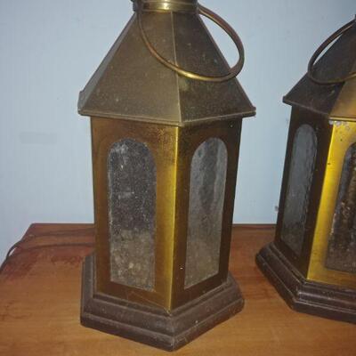 Vintage Brass Lantern Duo Table lamps
