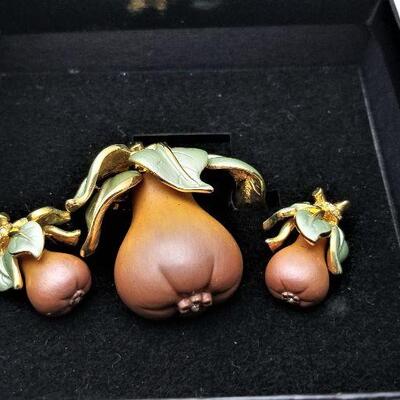 Lot #122 Never Removed from Box - Joan Rivers Brooch & Clip earring set - PEARS