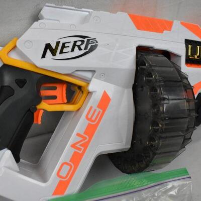 Nerf Ultra ONE. 13 darts, requires 4 C batteries, No box - New