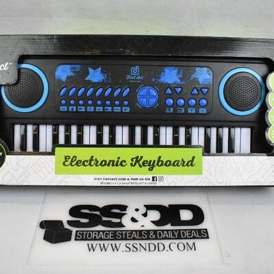 First Act Discovery - Electronic Keyboard - Blue Stars - New