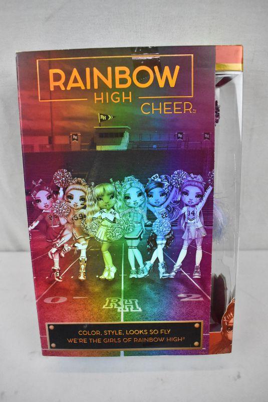 Rainbow High Cheer Violet Willow 