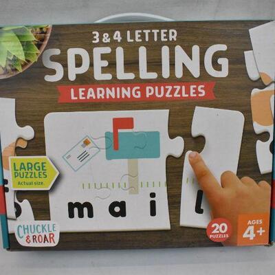 Chuckle & Roar Learning Puzzle Spelling â€“ 70pc - New