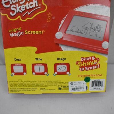 Etch A Sketch - Classic - Red. Damaged Packaging - New