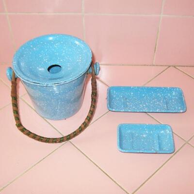 Lot 158 Blue Enamel Small Pail & Rectangle Dishes for Soap?  Doll House? 4 pcs
