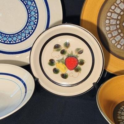 Lot 141B:  Vintage Mid Century Modern Platters and Vegetable Bowls