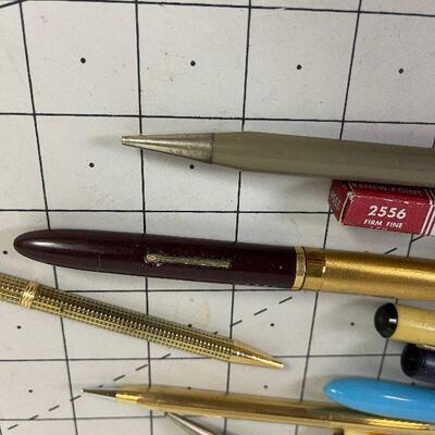 #58 Collection of Vintage Pens and Pencils. 