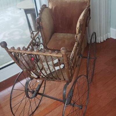 Antique Victorian Baby Buggy Stroller Carriage Pram Wood Metal Wheels Stick Ball