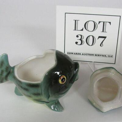 Vintage Fish Covered Dish