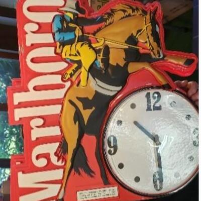 1992 Marlboro Bronc Cowboy Plastic Wall Clock