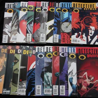 Detective Comics Lot containing 22 issues. (2000,DC)  9.0 VF/NM