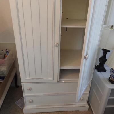 Entertainment/Storage cabinet