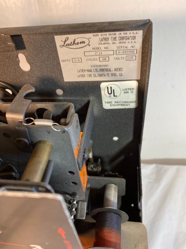 Lot 150 s Lathem Manual Time Clock for Day of Week, Hour (1 12