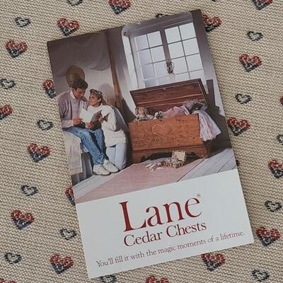 Lot U: Lane Bench Blanket Chest 