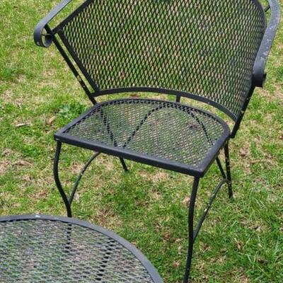 Lot P2: Vintage Metal Patio Chairs and Table