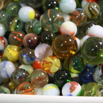 Mixed vintage lot marbles 