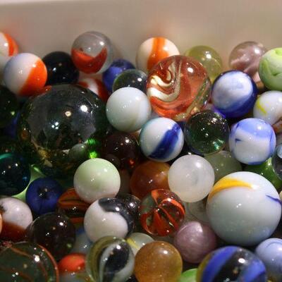 Mixed vintage lot marbles 
