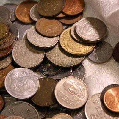 Lot 2 mixed vintage foreign coins 