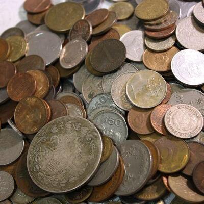 Lot 2 mixed vintage foreign coins 