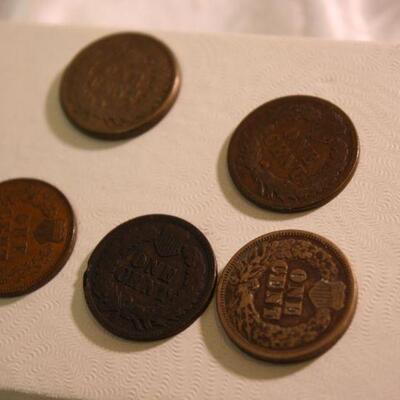 5 Indian Head pennies 