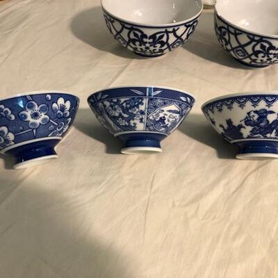 Blue & WhiteÂ  Rice Bowls - 2 sets, large and small