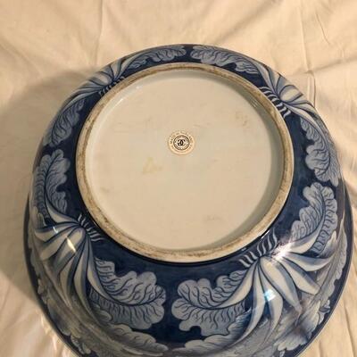 William Sonoma Extra large blue and white leaf design bowl