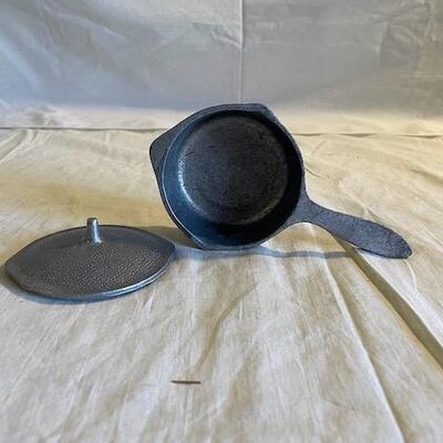 Assorted cookware