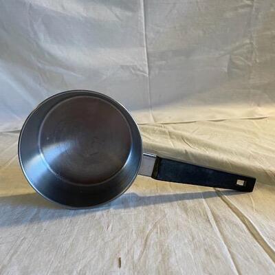 Assorted cookware