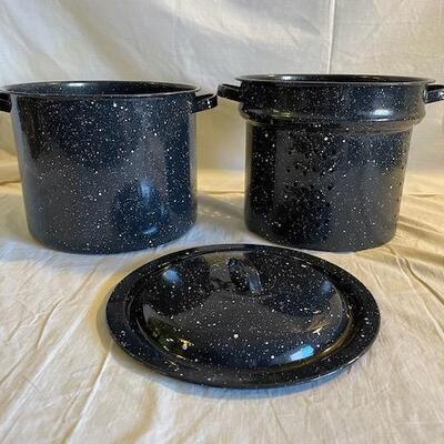 Assorted cookware