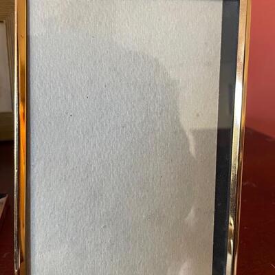 Small assorted frames