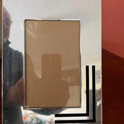 Small assorted frames