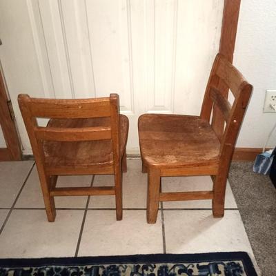 VINTAGE WOODEN CHILD CHAIRS