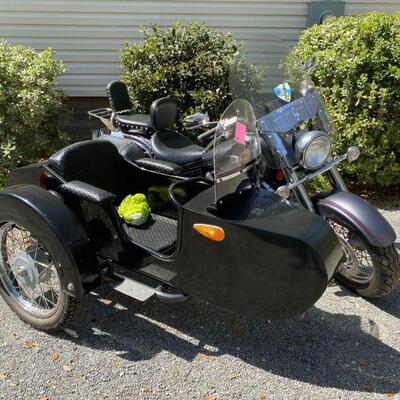 Yamaha Motor cycle w sidecar