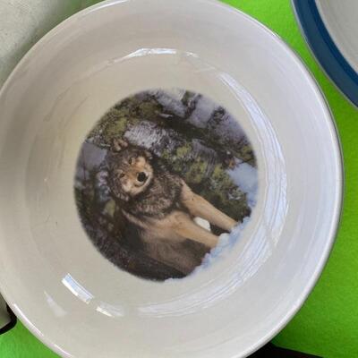 National Wildlife Federation Wolf Country Dish Set