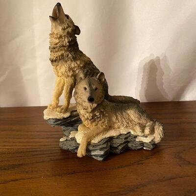 Wolf pr Figurine