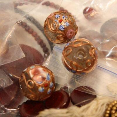 Quality beads! Strands, loose, Lapis, Malichite, Agate, Sterling, Carnelian, Artwork, Glass, Wedding Cake