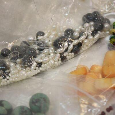Quality beads! Strands, loose, Lapis, Malichite, Agate, Sterling, Carnelian, Artwork, Glass, Wedding Cake