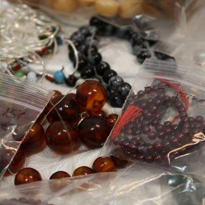 Quality beads! Strands, loose, Lapis, Malichite, Agate, Sterling, Carnelian, Artwork, Glass, Wedding Cake