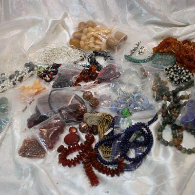 Quality beads! Strands, loose, Lapis, Malichite, Agate, Sterling, Carnelian, Artwork, Glass, Wedding Cake
