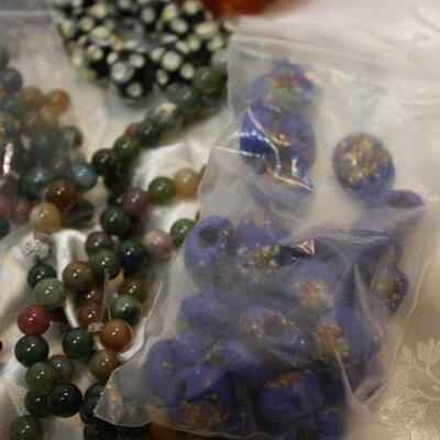 Quality beads! Strands, loose, Lapis, Malichite, Agate, Sterling, Carnelian, Artwork, Glass, Wedding Cake