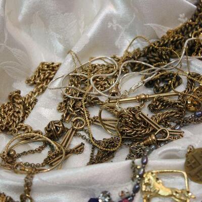 Mixed vintage jewelry & bits lot - Gold fill, Victorian, watch chains, charms, crafts and wear. Daguerrotype