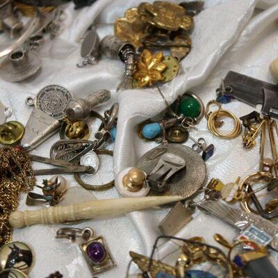 Mixed vintage jewelry & bits lot - Gold fill, Victorian, watch chains, charms, crafts and wear. Daguerrotype