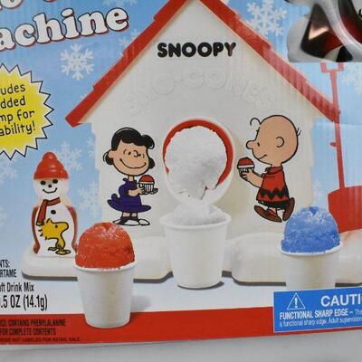 Snoopy Sno Cone Maker: Missing Cups & Flavor Mix. Damaged Box