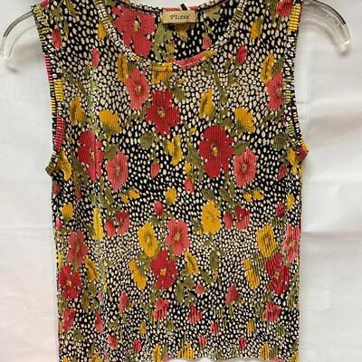 Pair of Women's Tank Top Sleeveless Blouses Cami Size Large