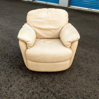 Lot #20 Natuzzi White Leather Armchair